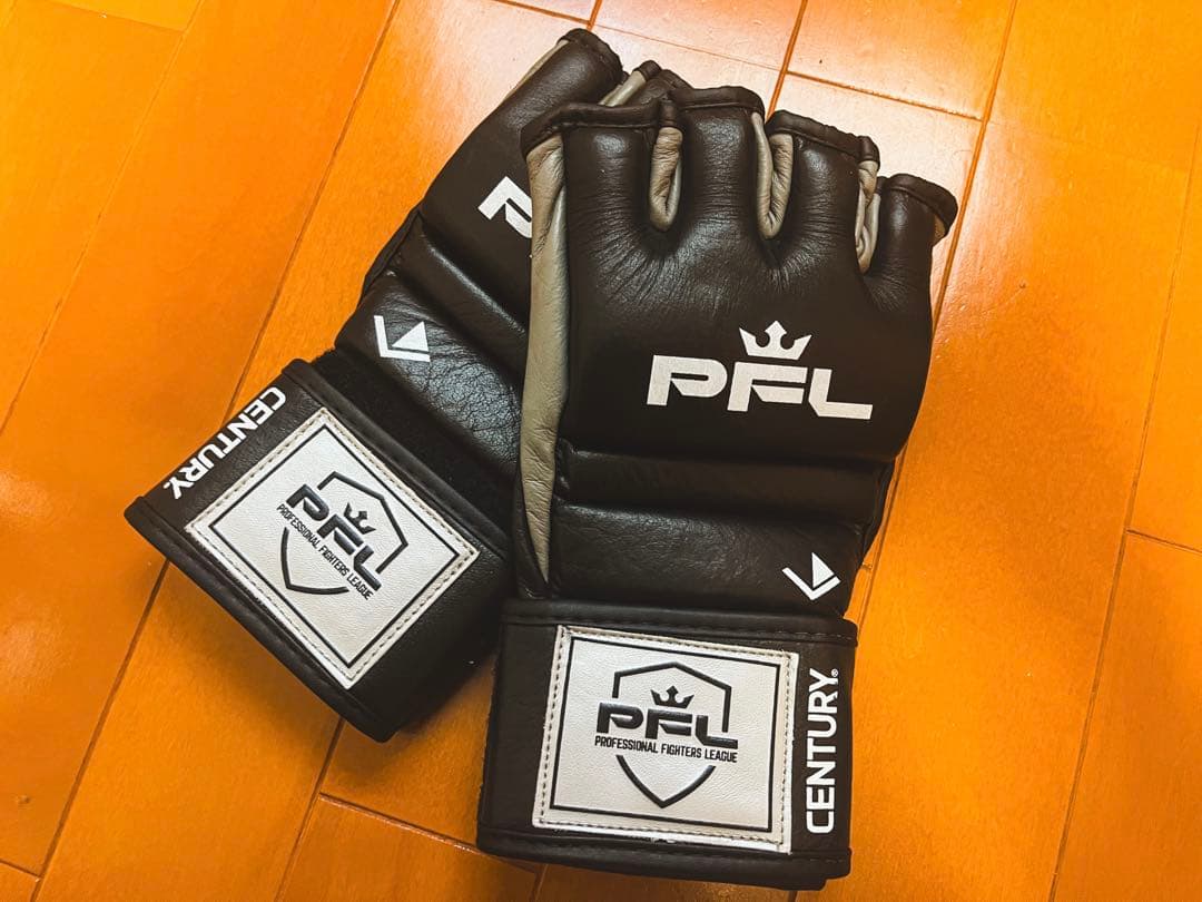 PFL公式オープンフィンガーグローブ