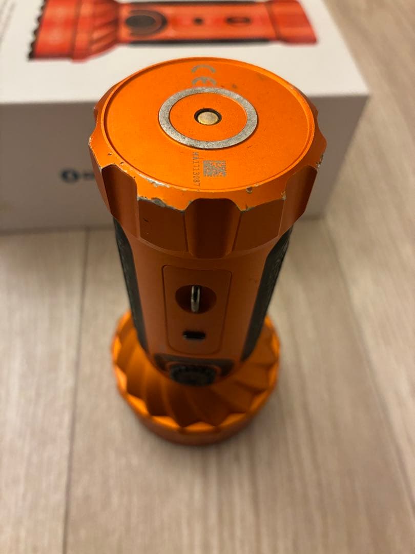 OLIGHT オーライト MarauderMini オレンジ 予備バッテリー付き