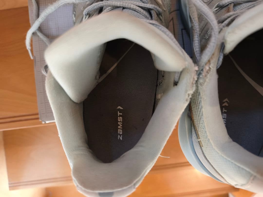 Nike サブリナ3