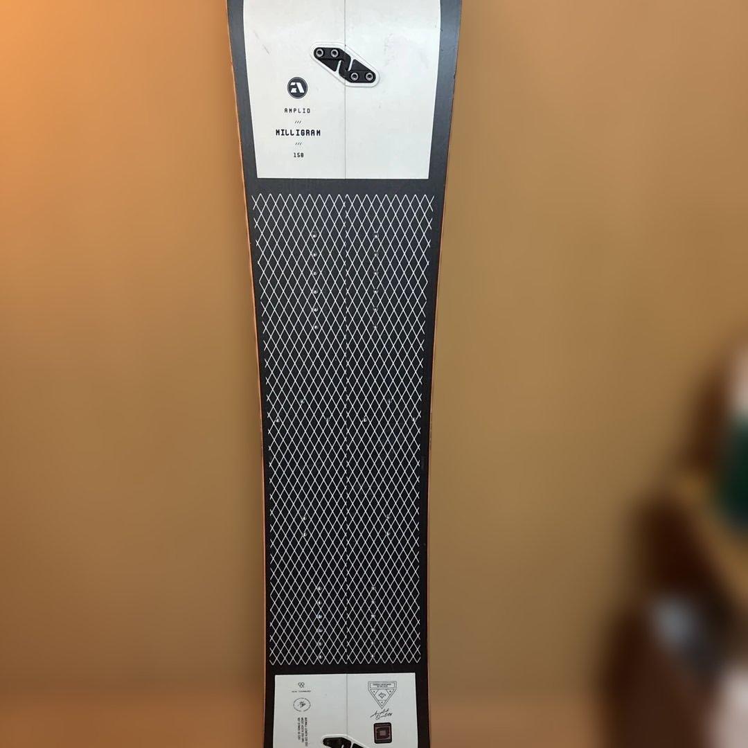 AMPLID MILLIGRAM 158cm スプリットボード
