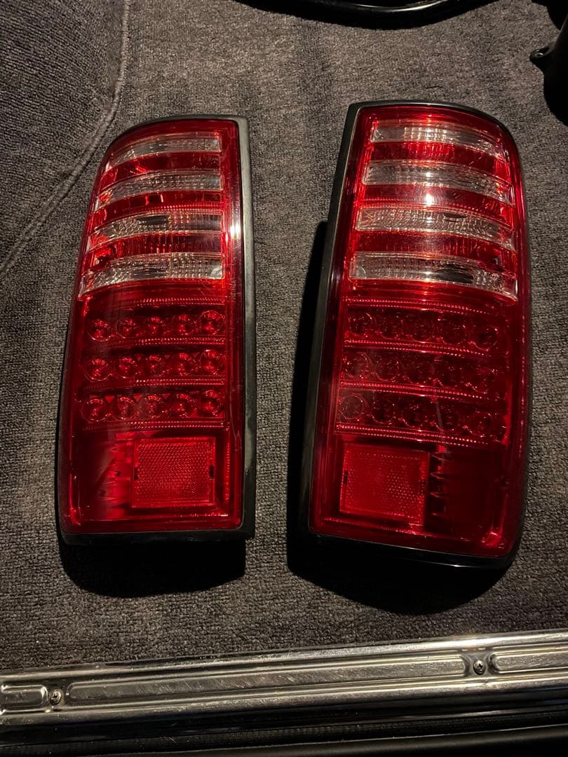 ランドクルーザー80 LEDテールランプ