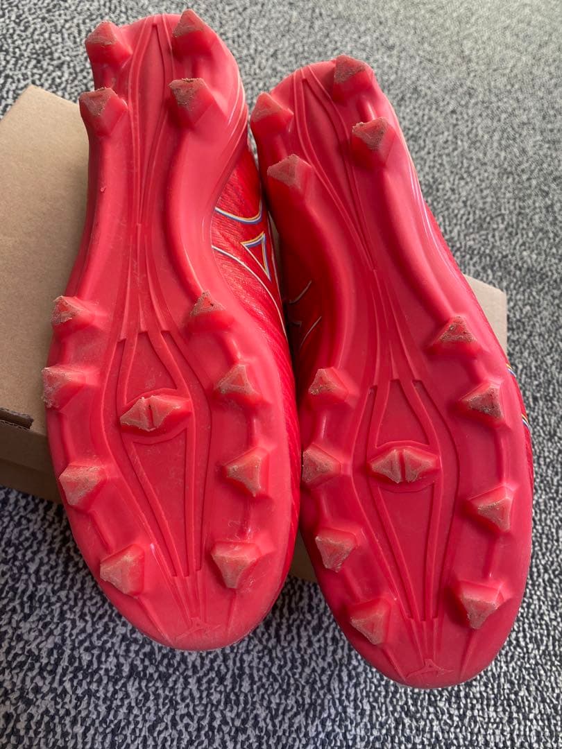【再値下げ】MizunoサッカースパイクαアルファPRO 美品27㎝幅広軽量E2