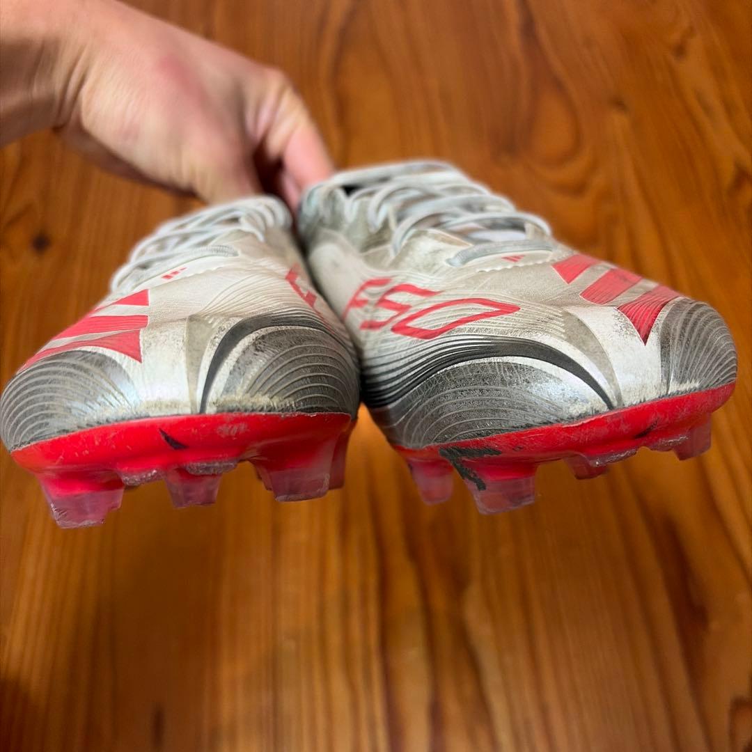 サッカースパイクadidas メッシモデル 26cm