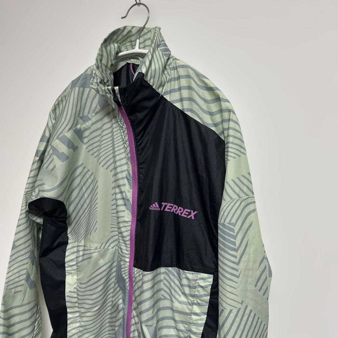 未使用 adidas TERREX ウィンドブレーカー　ナイロンジャケット　XL
