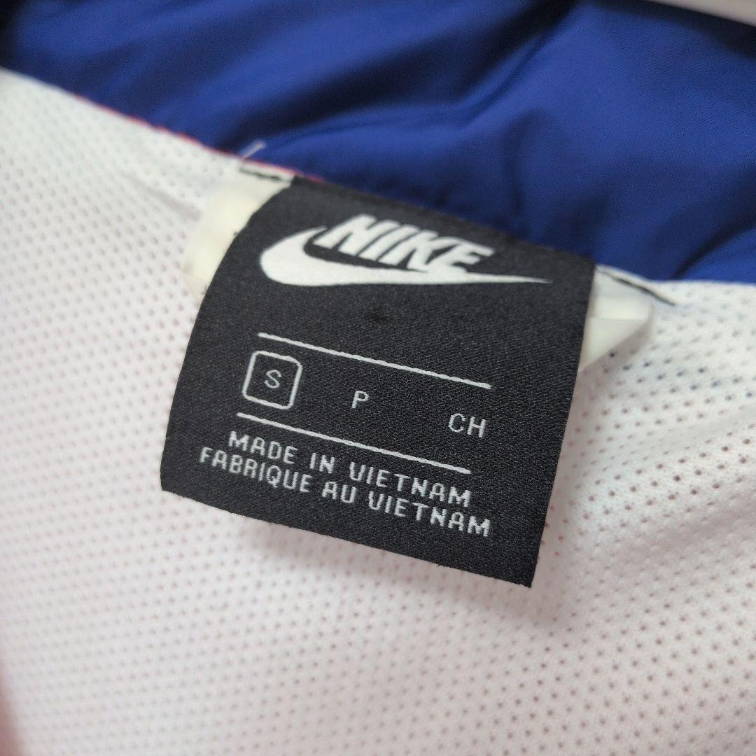 NIKE　ナイロンジャケット　トリコロールカラー　即完売モデル　伊澤彩織　美品