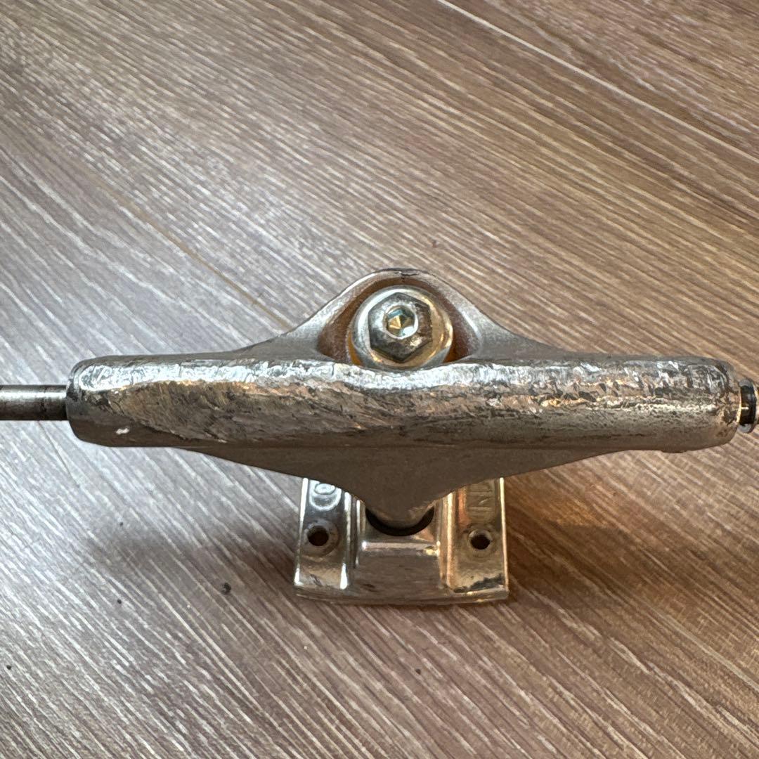 Independent 139mm スケートトラック