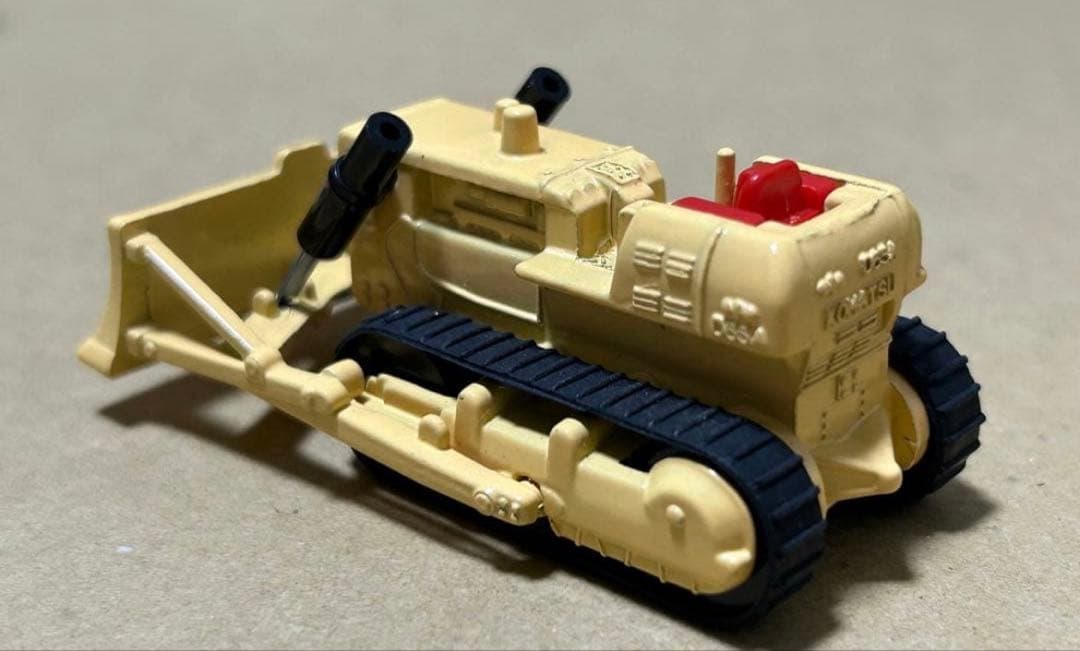 トミカ コマツ ブルドーザー D65A スーパーギフト 小松