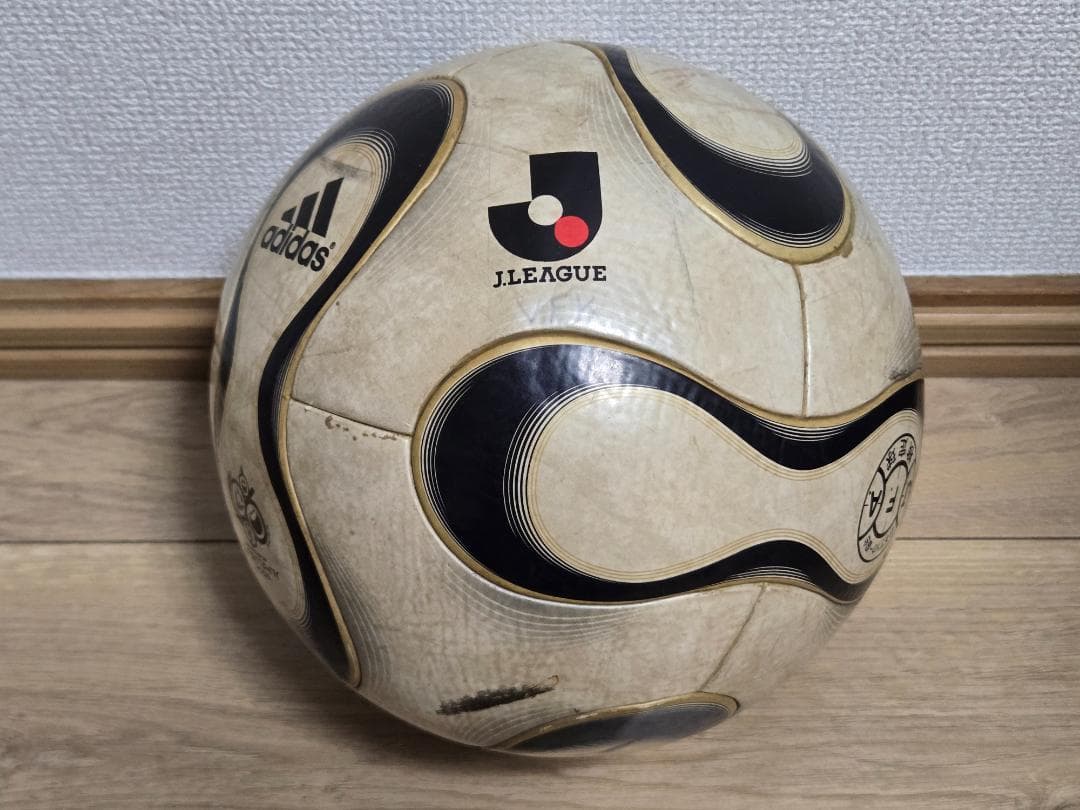 adidas アディダス チームガイスト 2006 Jリーグ公式球 中古