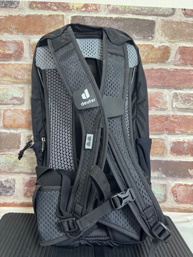 deuter RACE AIR 10 バックパック ブラック