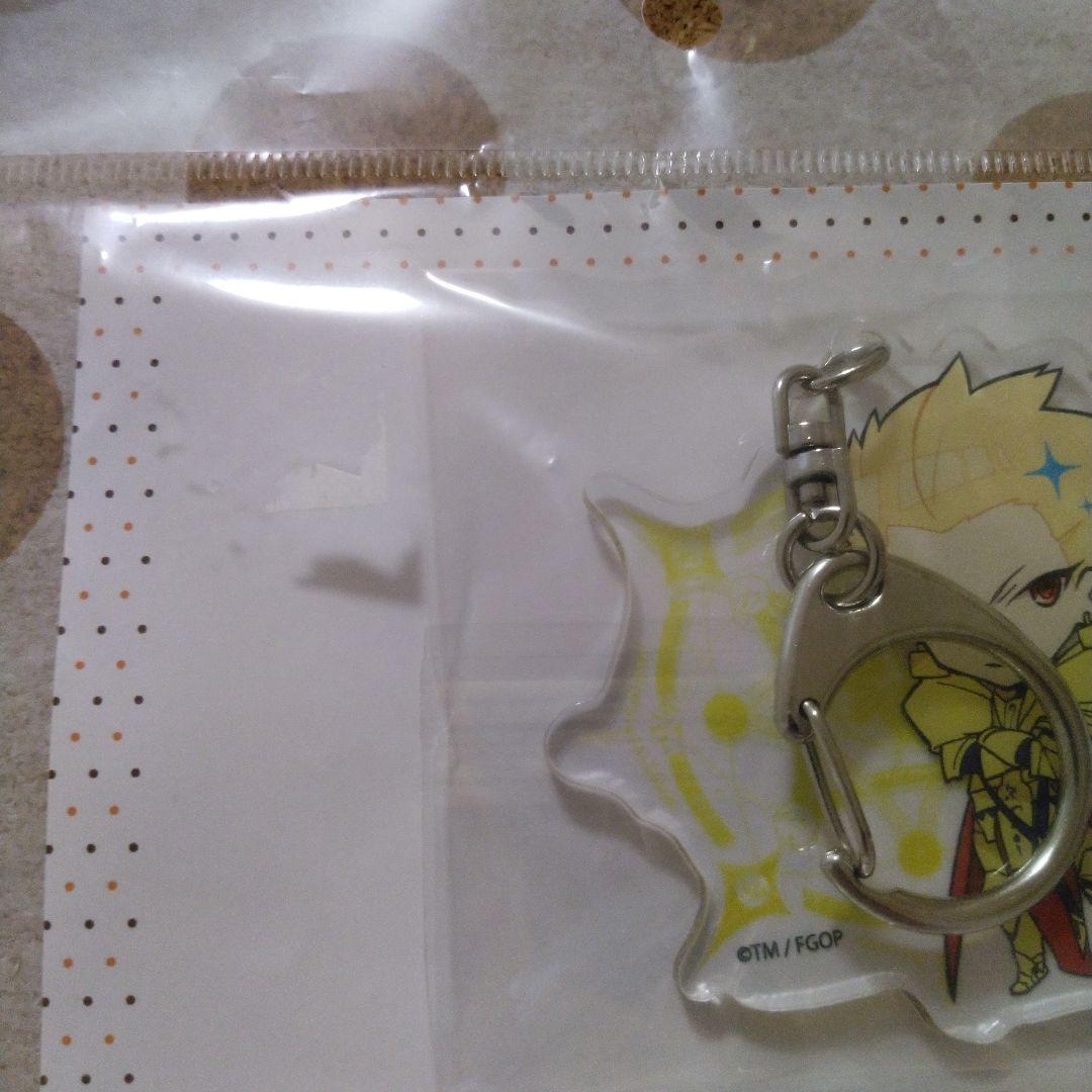 FGO アクリルキーホルダー　缶バッジ　ギルガメッシュ　エミヤ　アルジュナ