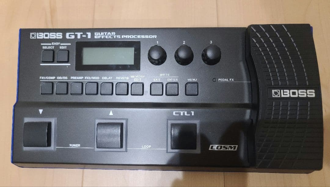 【美品中古】BOSS GT-1 マルチエフェクター【ACアダプター&解説本付き】