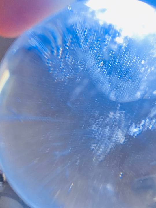 天然石　水晶球 エンジェルラダークオーツ　綺麗な青光　45.1㍉130g
