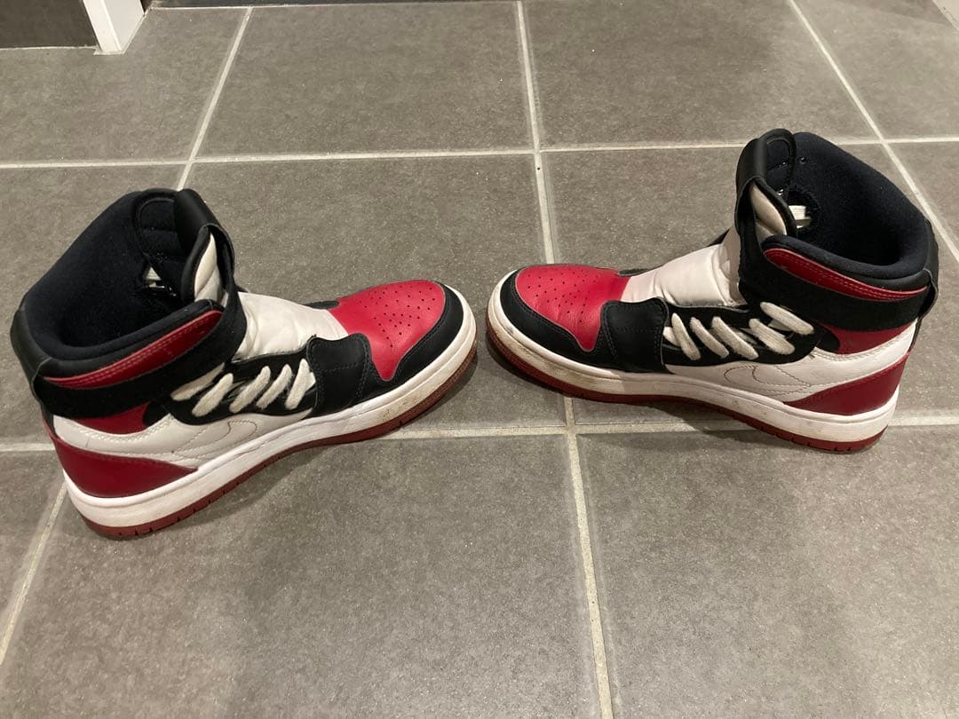 NIKEナイキのバッシュ23.5cm‼️