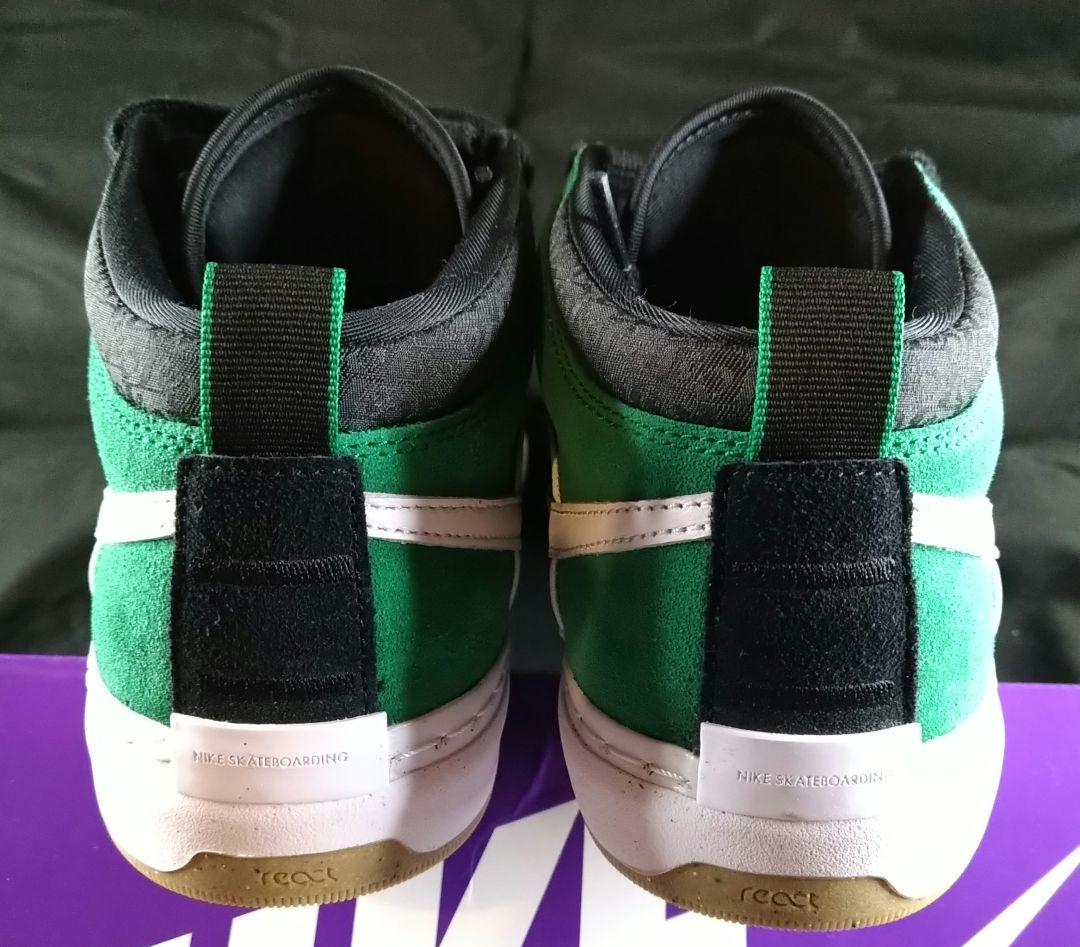 未使用品　Nike　SBダンク レオベーカーモデル ハイカットスニーカー 緑/黒