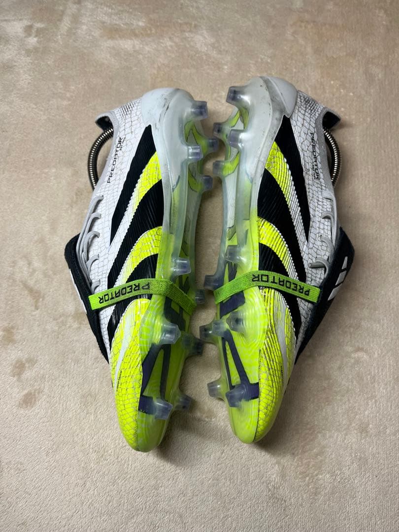 adidas Predator 27.5 エリート