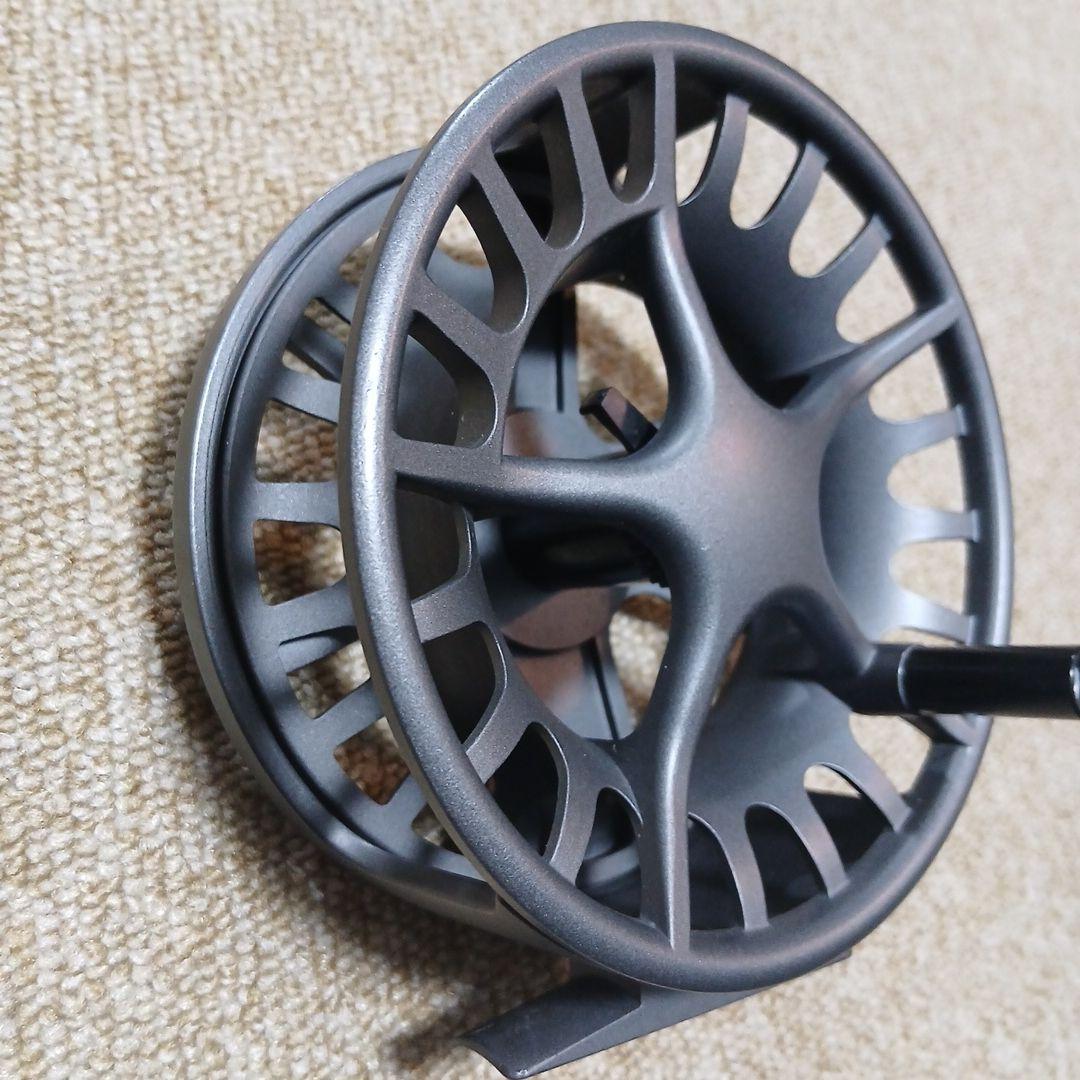 Lamson Liquid 9\" フライリール　ラムソン