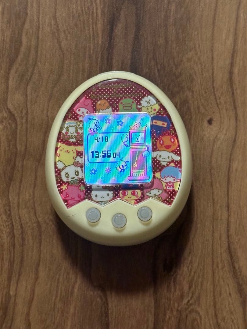 たまごっち　サンリオTamagotchi m!x Sanrio 美品