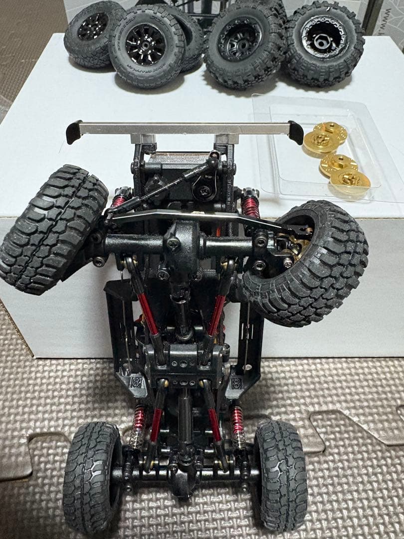 ミニッツ4×4