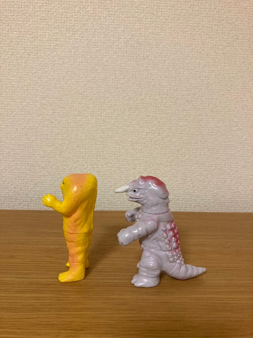 ベアモデル　ミニ　ザラガス　ジャミラ