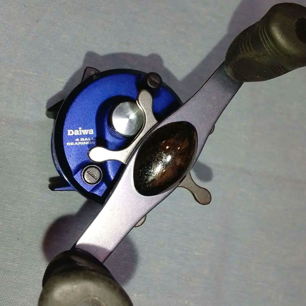 ダイワ ベイヤード 150 青 右ハンドル DAIWA BAYARD