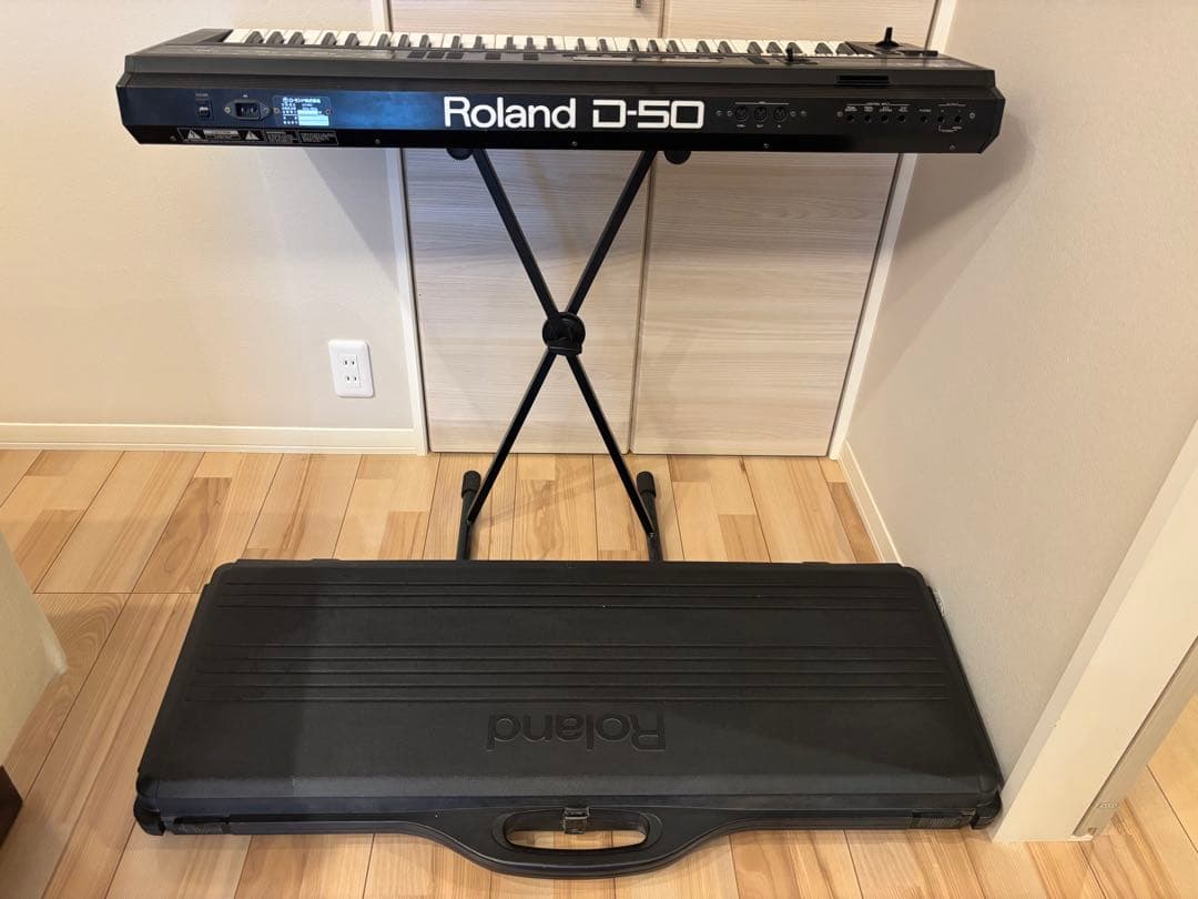 Roland D-50 シンセサイザー ケース付き