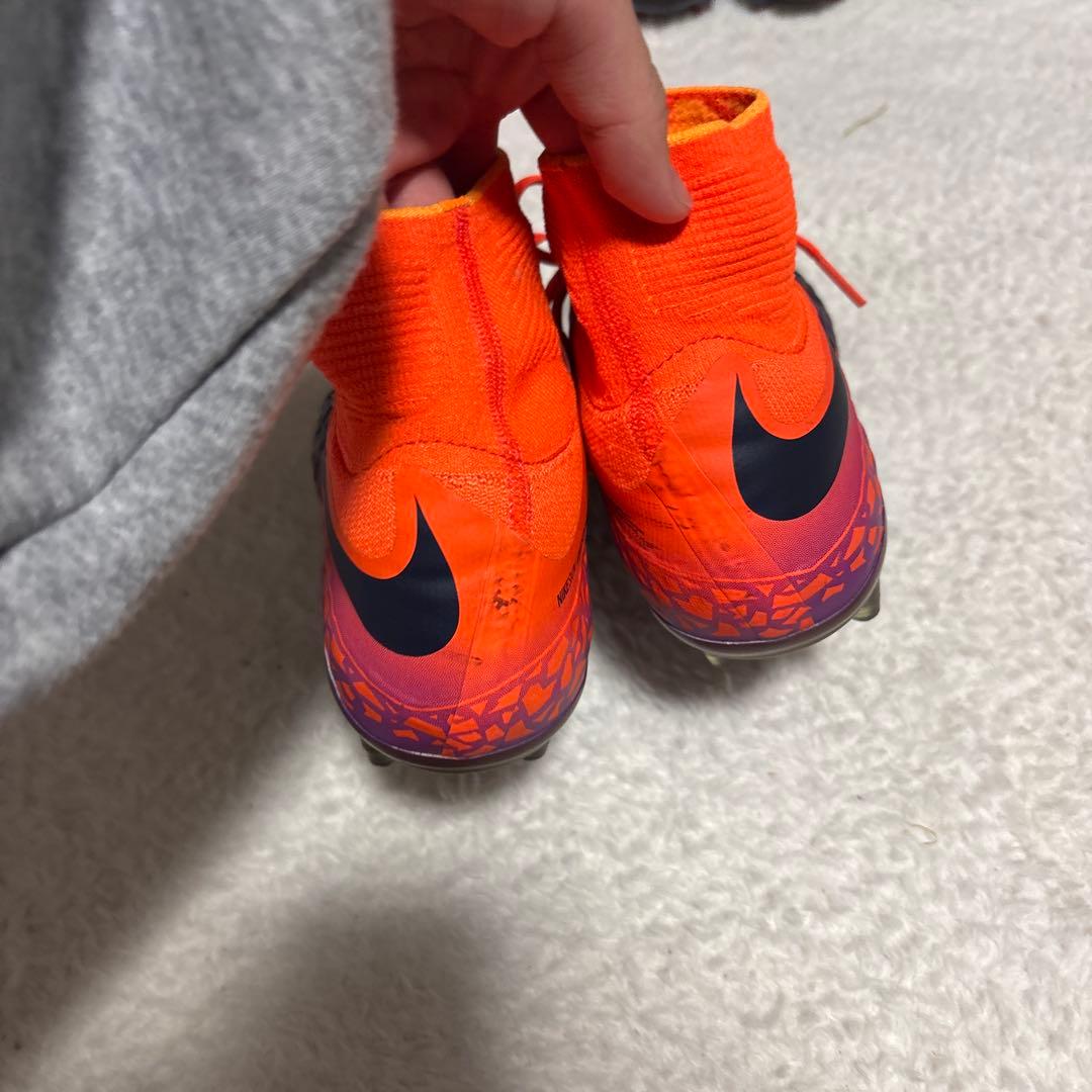 Nike Hypervenom ナイキハイパーヴェノム