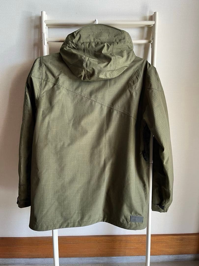 VOLCOM ボルコム　スノボジャケットL スノボ スノーボードメンズ カーキ