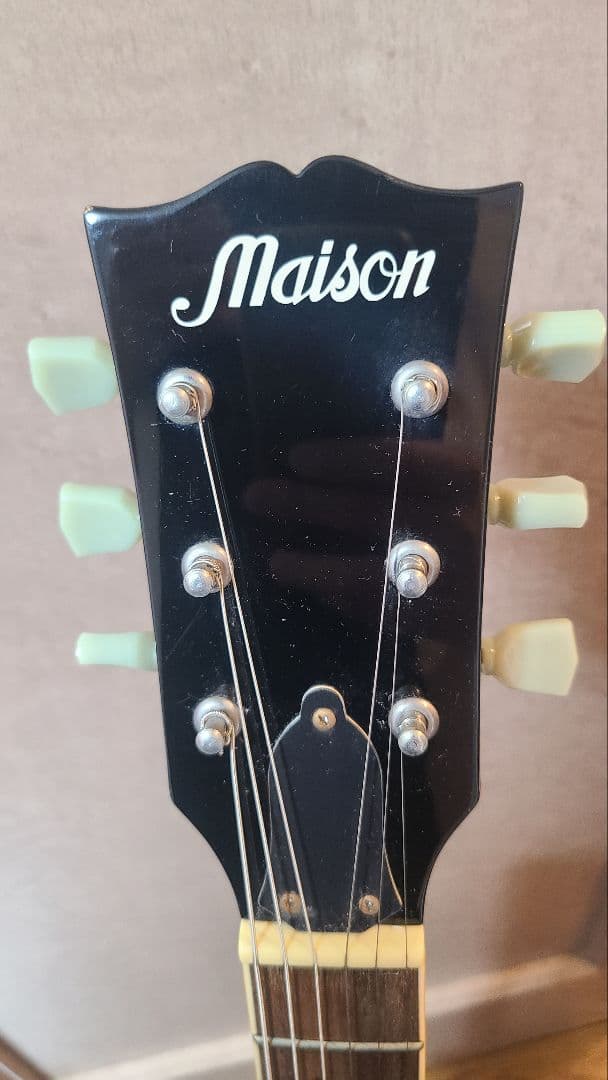 MAISON エレキギター