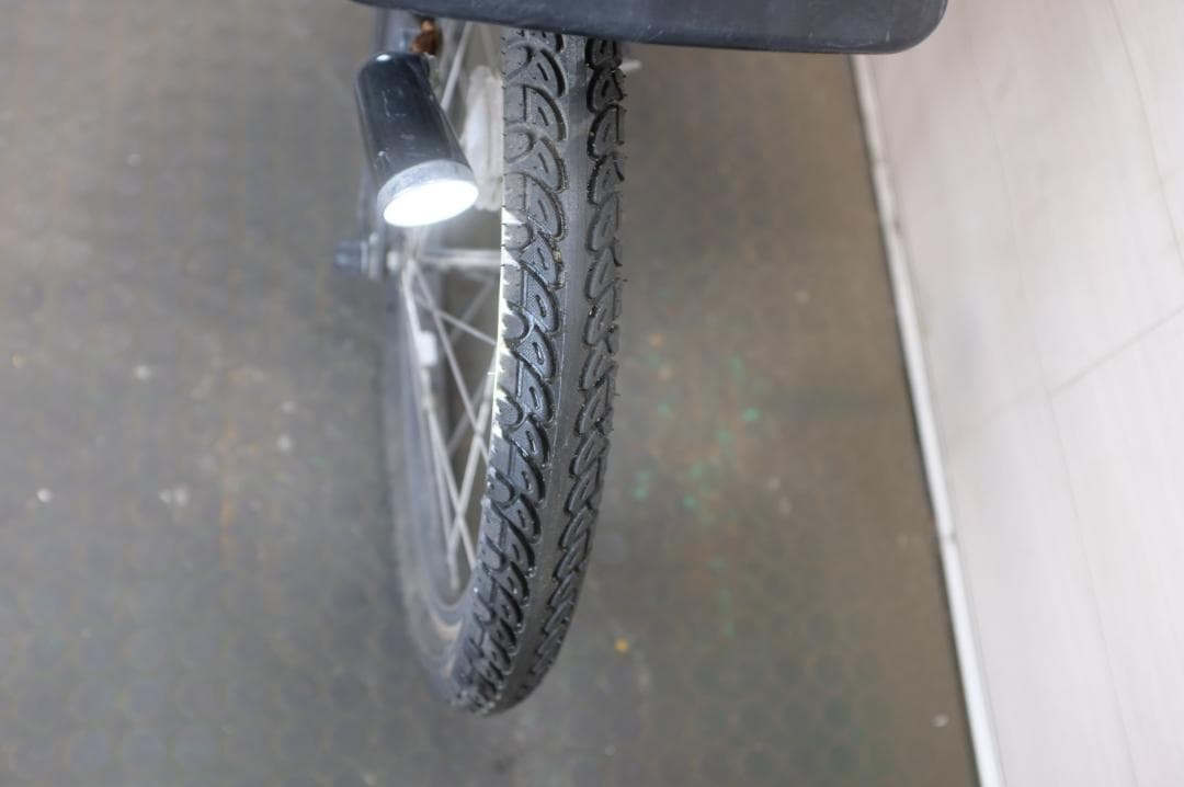電動自転車 ヤマハPAS　KISS 20インチ3段8.7Ah（4点灯）充電器あり