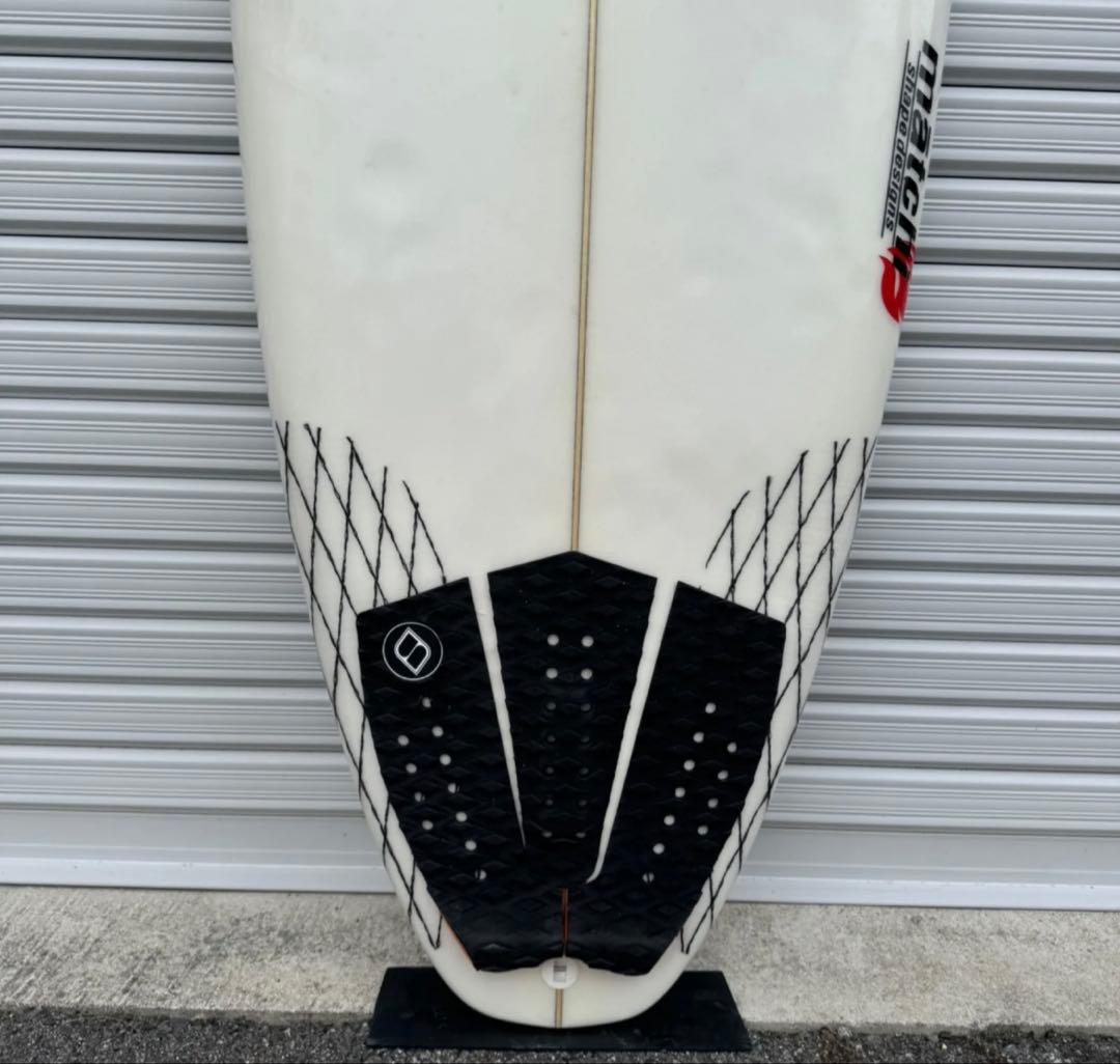 NAVIGATOR mustache 5'11 ショートボード