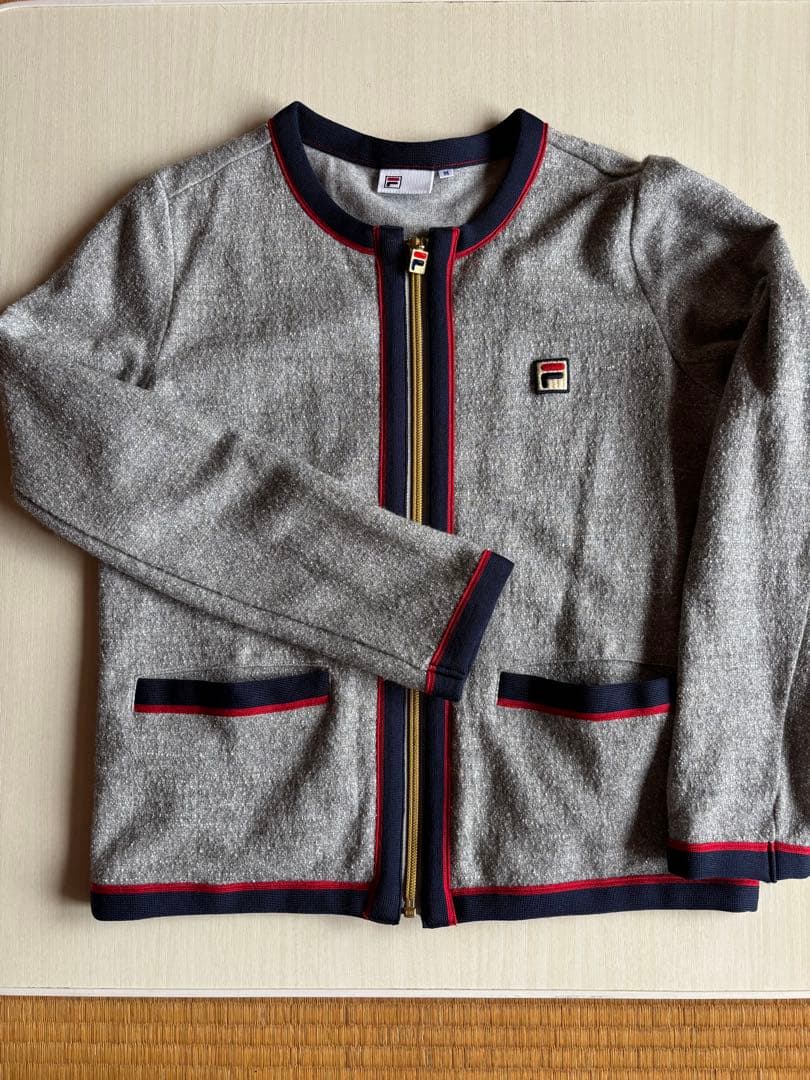 値下げ　FILA テニスジャケットグレー Mサイズ