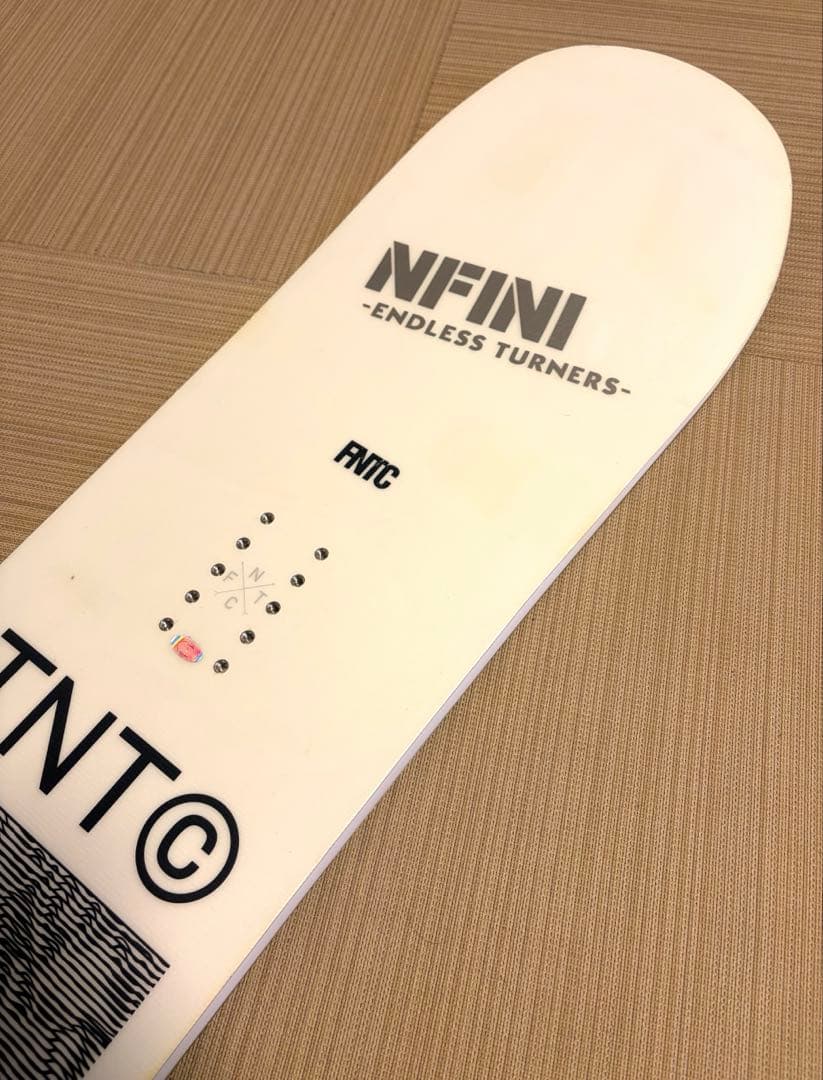 FNTC TNT-C 147cm スノーボード