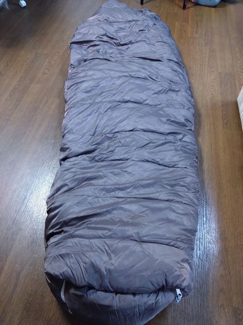 【訳あり】Bear Rock -34度　冬用寝袋 FX-453G