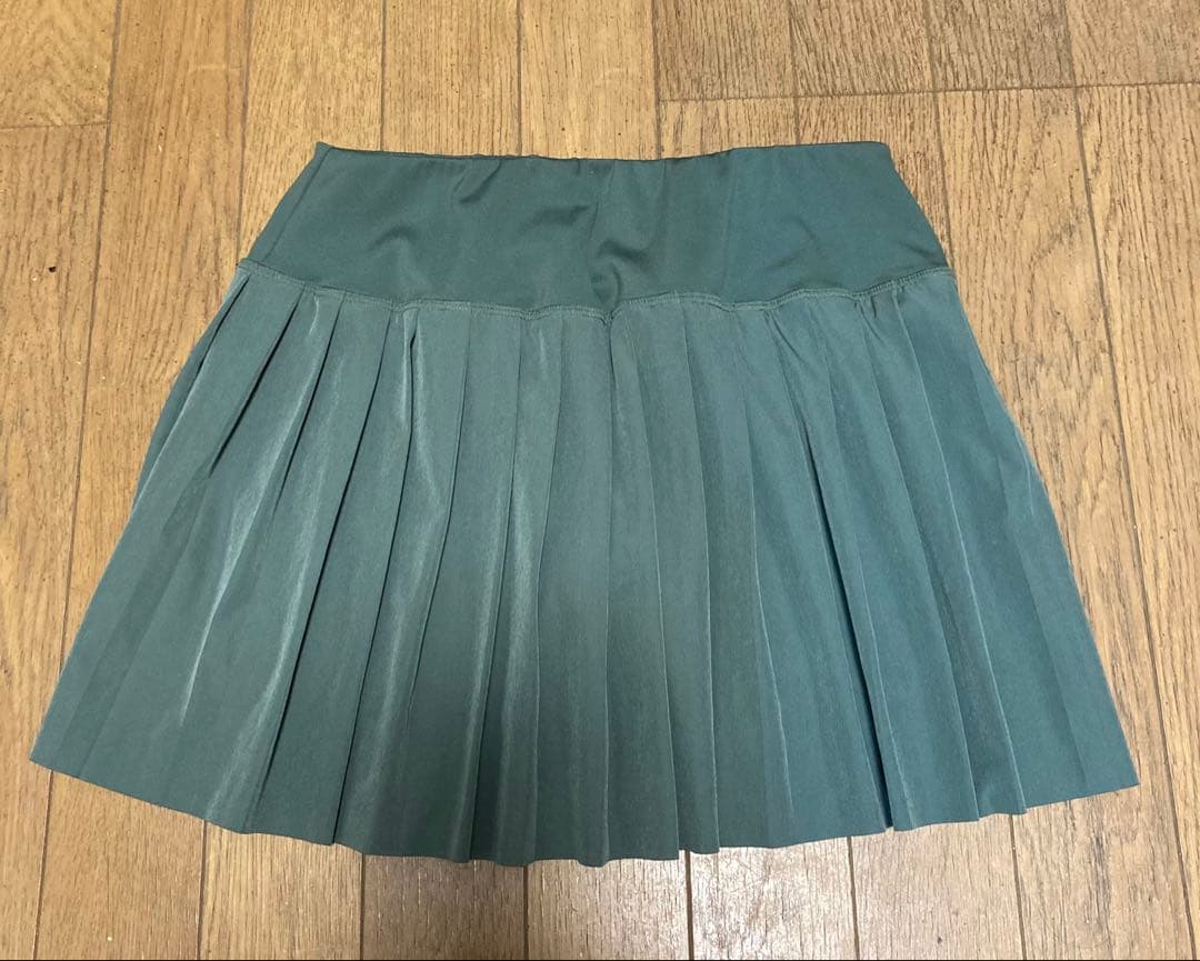★美品★ ヨネックス　バドミントン　テニス　スコート　26122