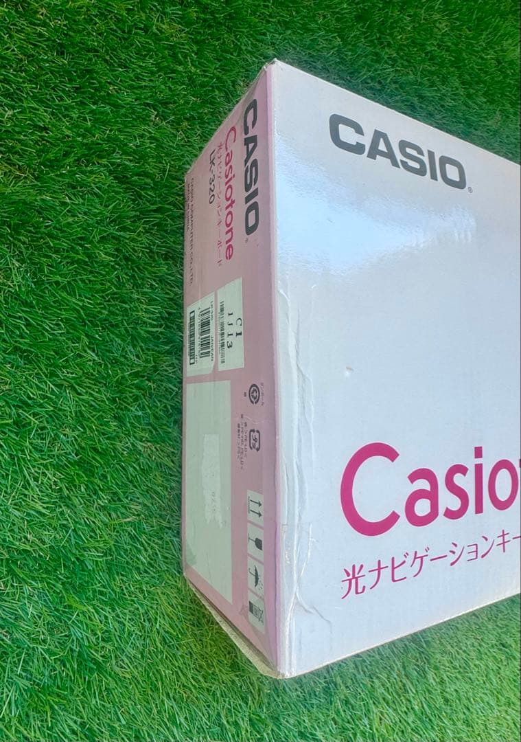 CASIO LK-320 光ナビゲーションキーボード 譜面台、マイク付き