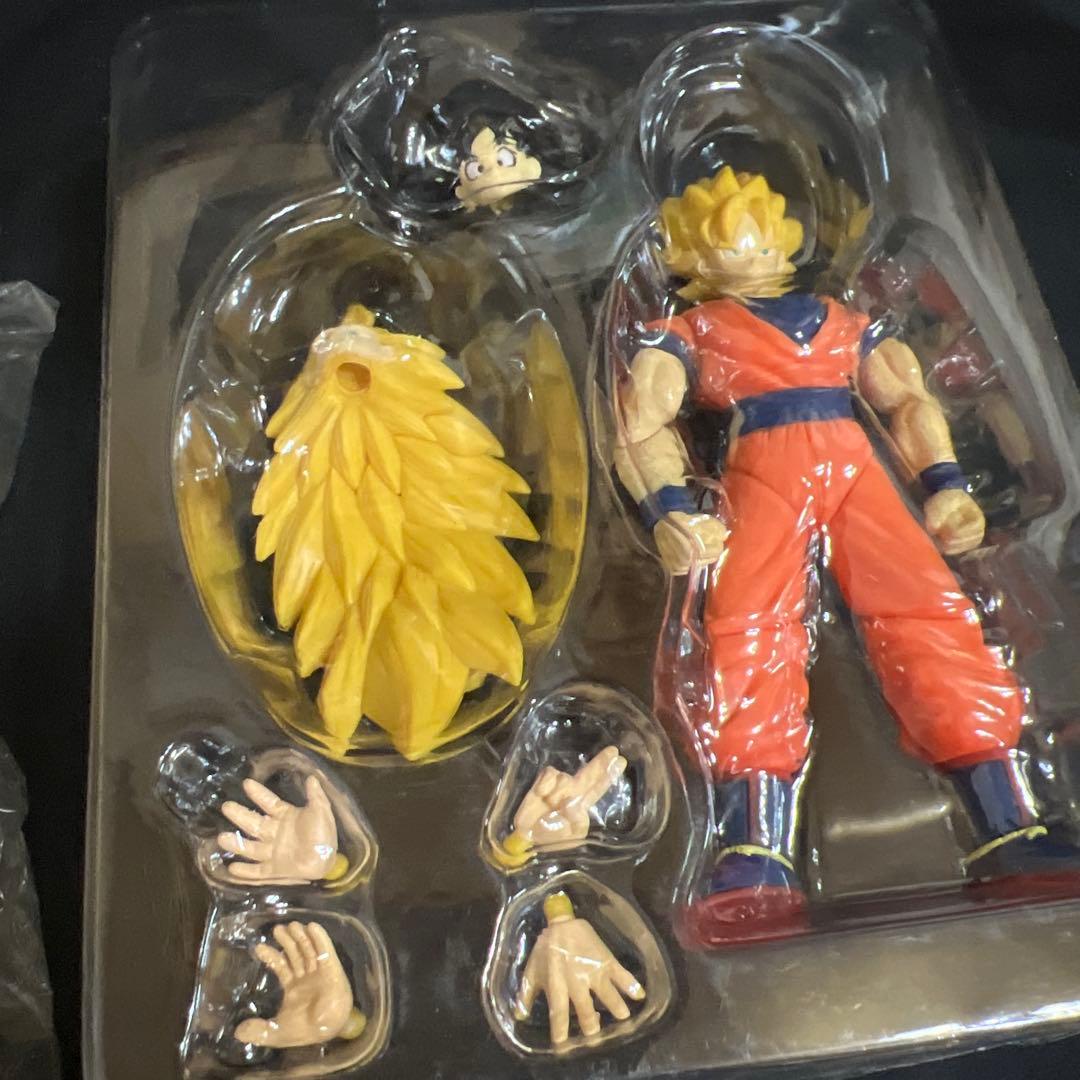 ドラゴンボールZ 究極進化サイヤ人フィギュア　孫悟空　鳥山明　BANDAI