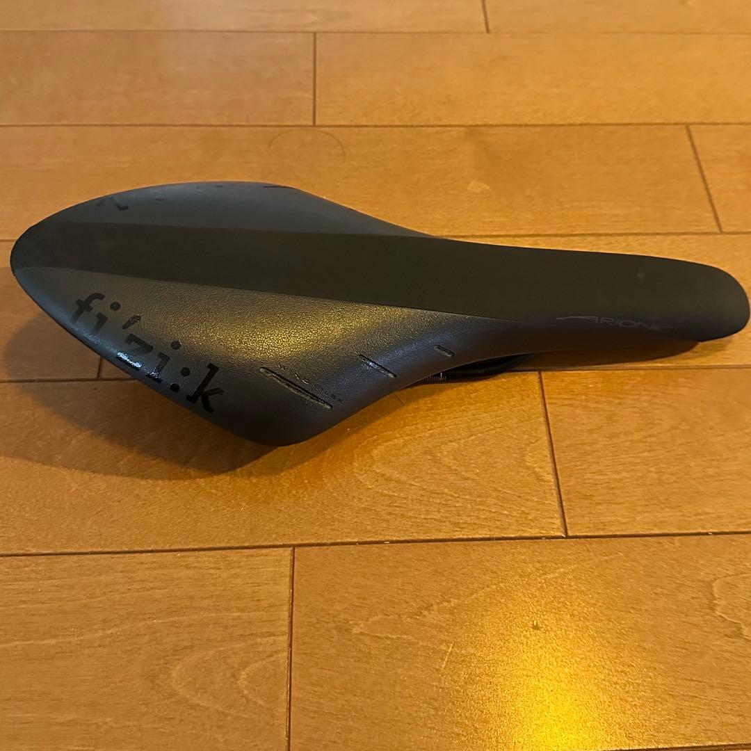 フィジーク Fizik アリオネ Arione R5 サドル