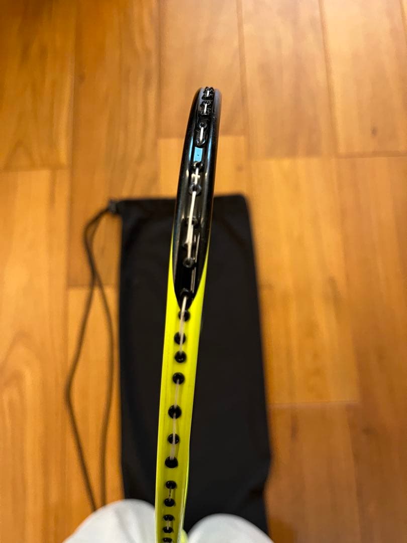 希少 極美品　YONEX アストロクス 77 バドミントン ラケット　4UG5