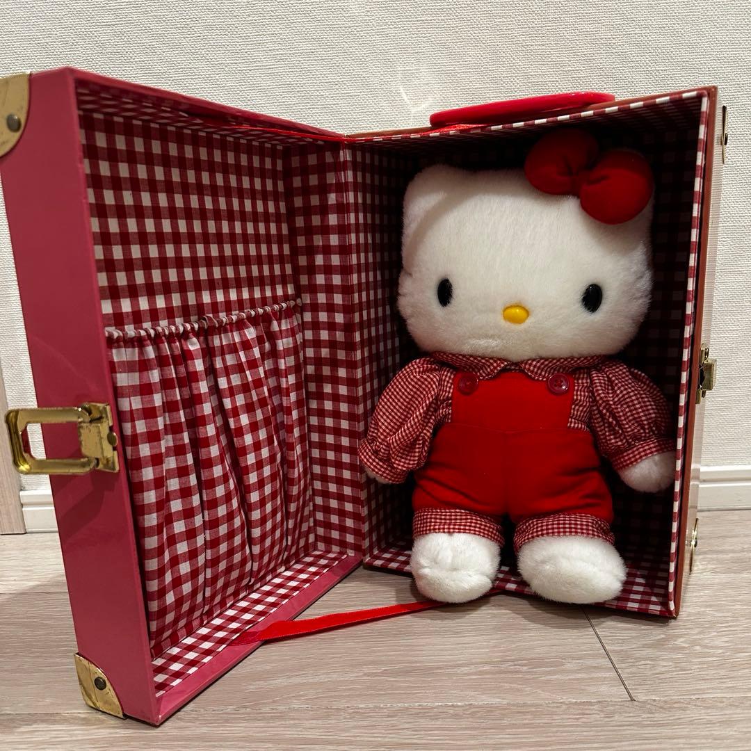E21 ハローキティ ぬいぐるみ オリジナルトランクケース付き　非売品