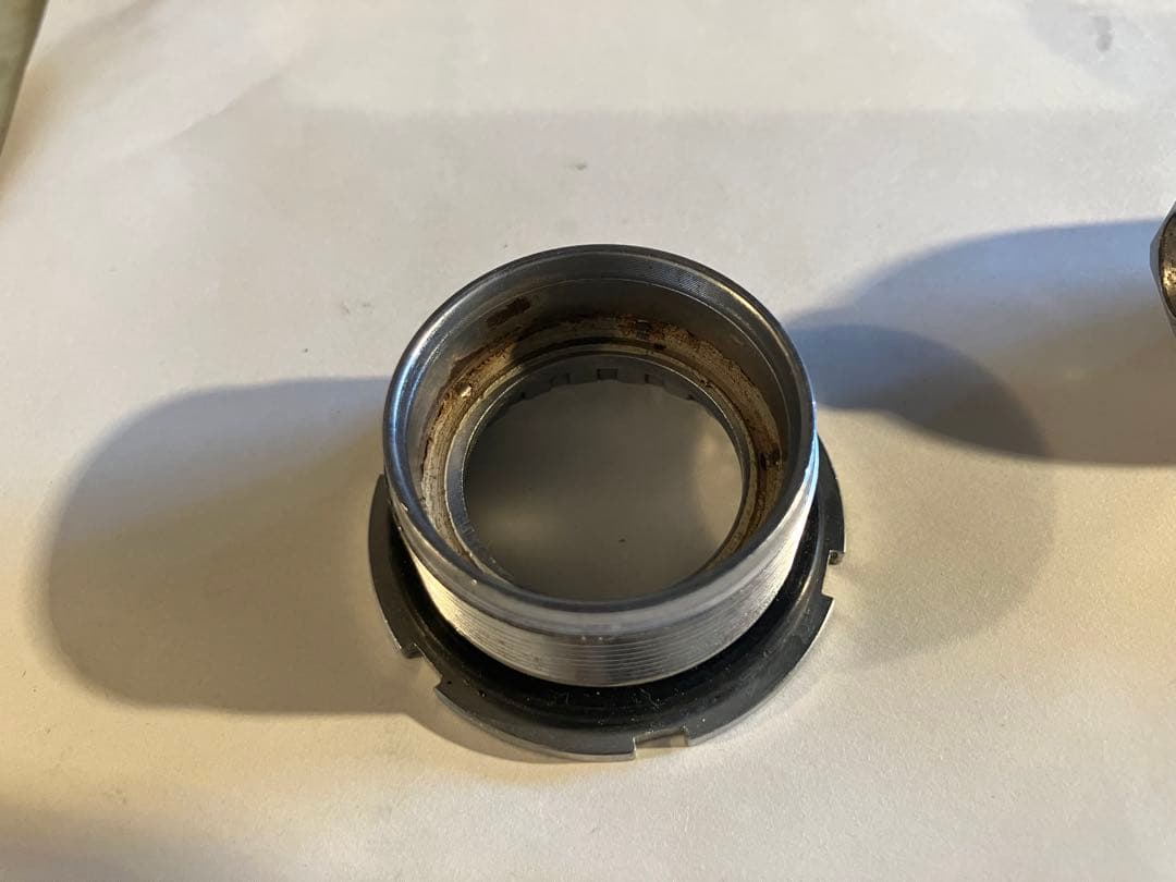 BB カートリッジ　dura-ace