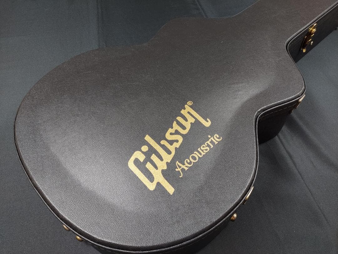 ◆　新品同様　Gibson　J-200　モンタナゴールド　バーズアイ　◆