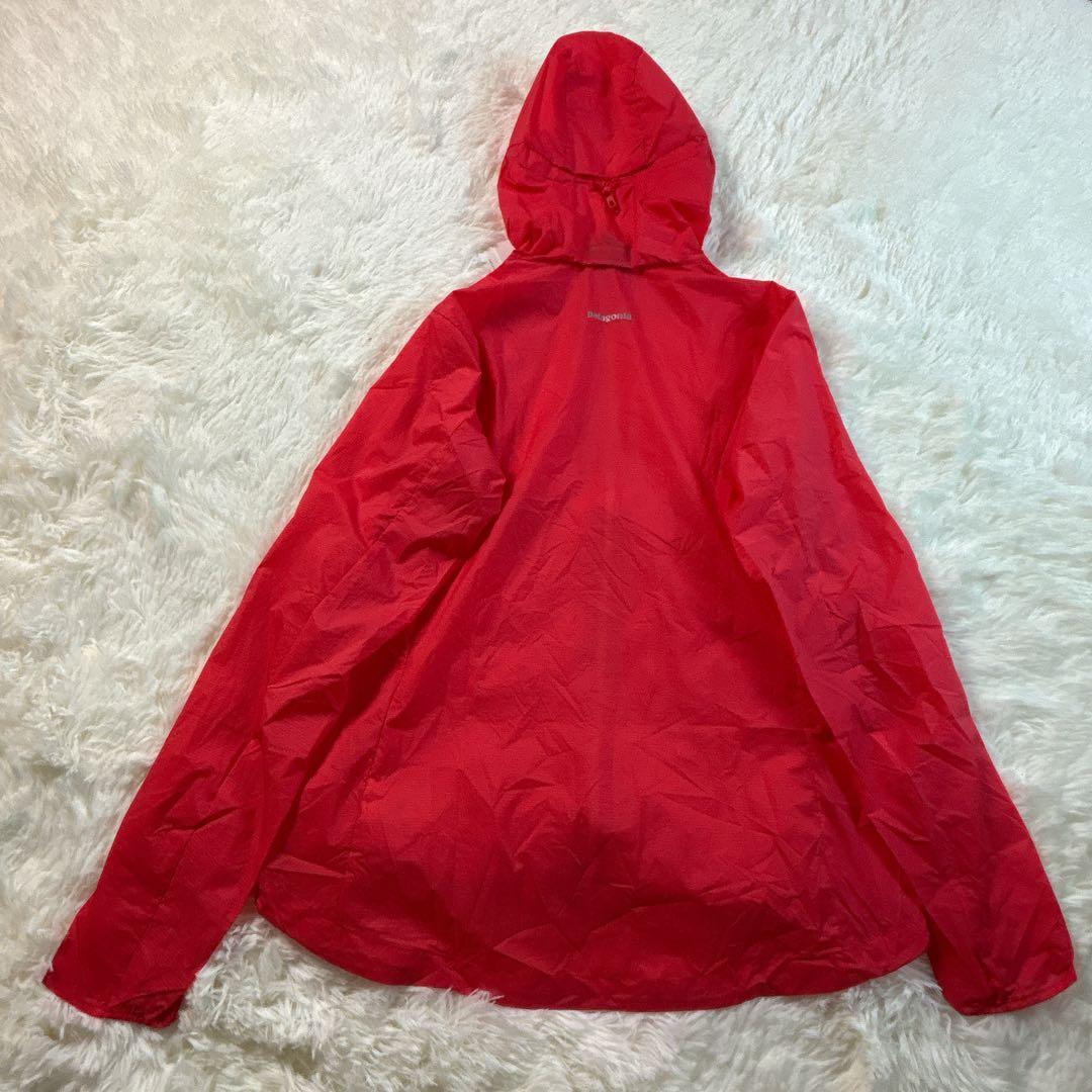 新品未使用タグ付 パタゴニア patagonia フーディニジャケット L赤