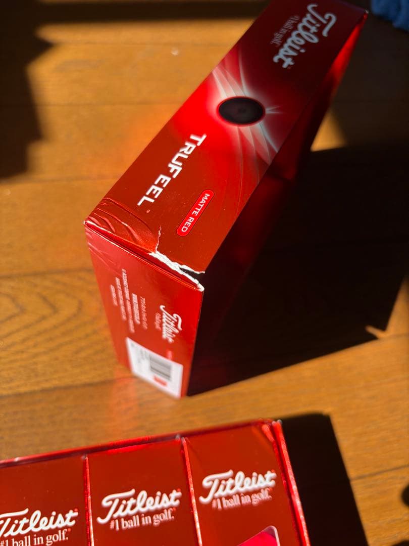 Titleist TruFeel ゴルフボール 1ダース　マットレッド
