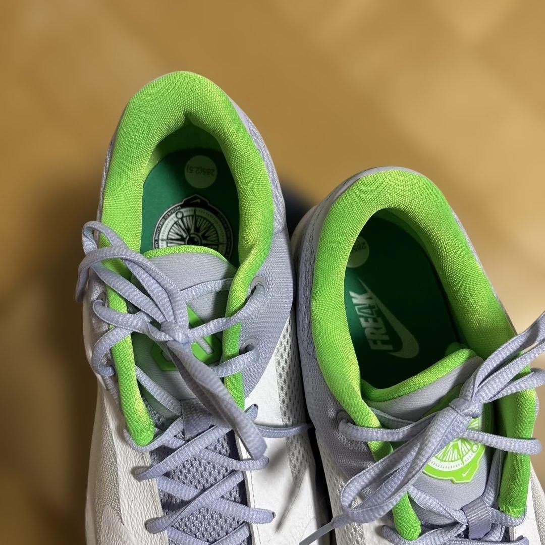 NIKE ZOOM FREAK 4 28.5センチ　ナイキ
