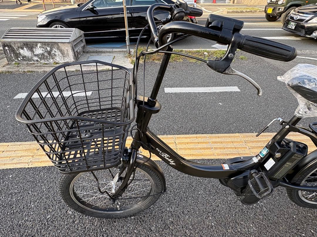 中古20㌅YAMAHA電動アシスト自転車　12.3Ah 大阪　064