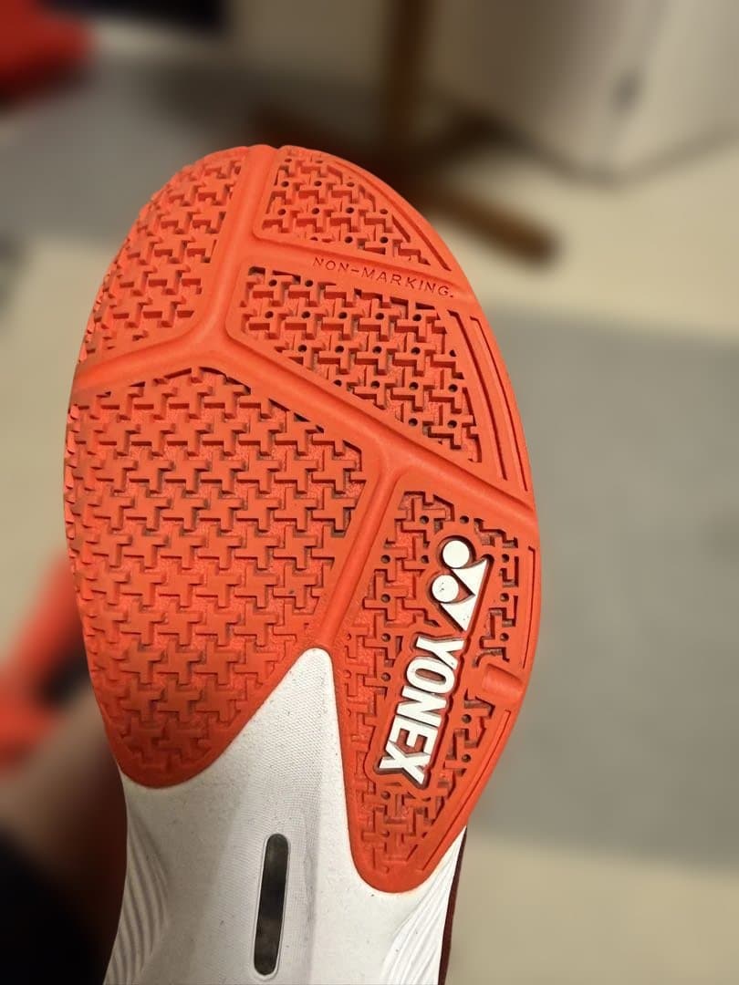 YONEX COMFORT Z 28.5 バドミントンシューズ レッド
