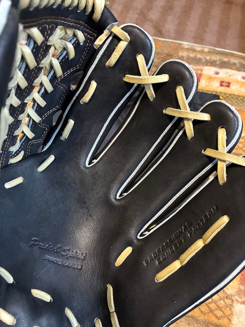 ゼット　プロステイタス　軟式　内野手用