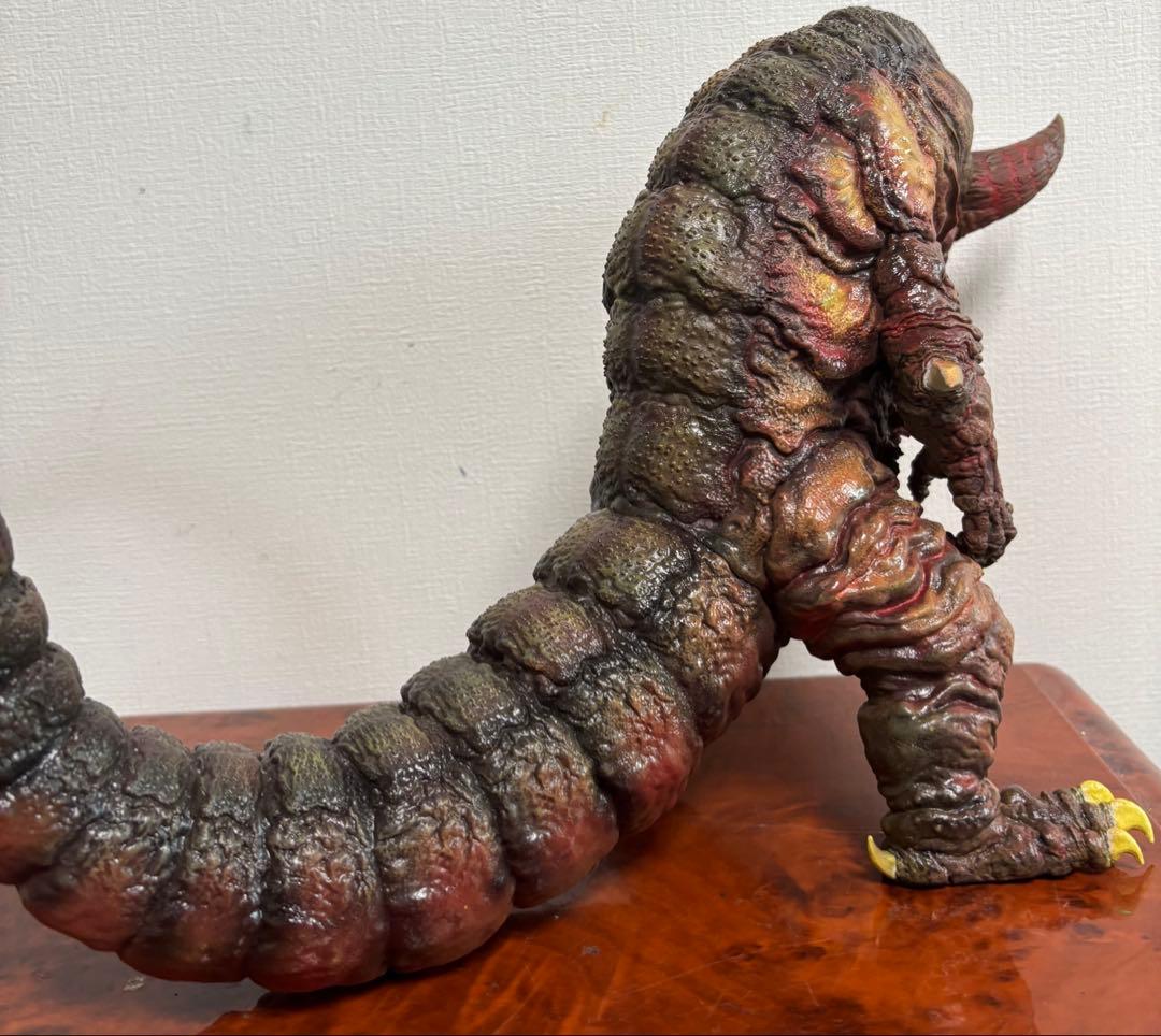 ゴモラ レオニックバースト塊獣極致　カスタムリペイント作品