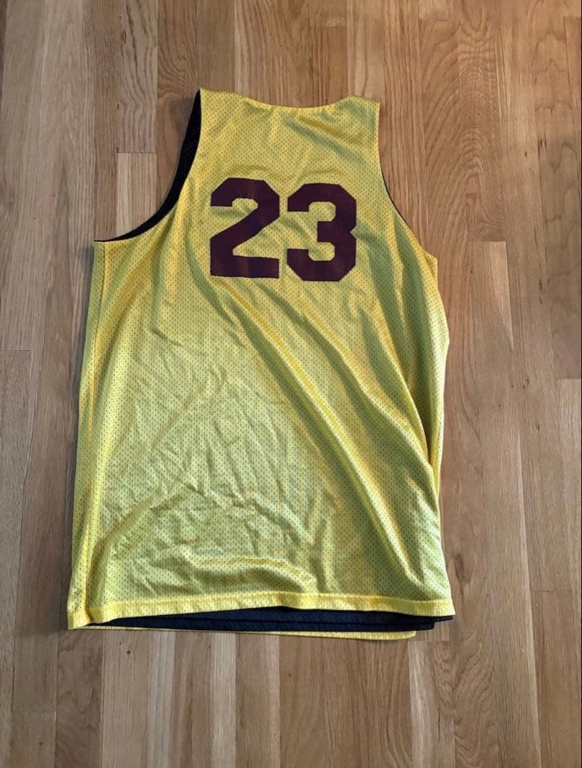 NBA リバーシブル キャバリアーズ 23