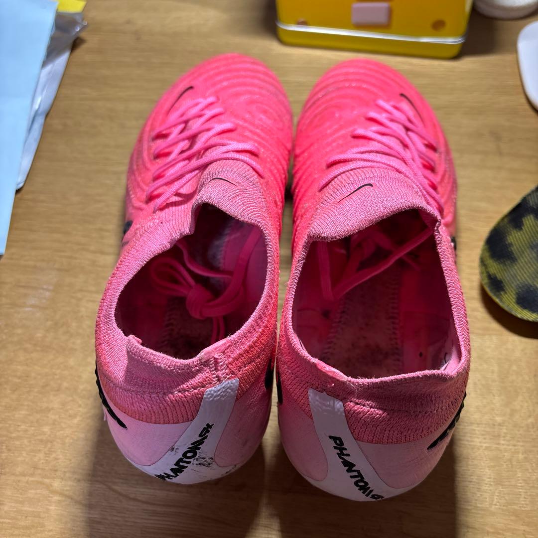 サッカースパイク　ファントムgx